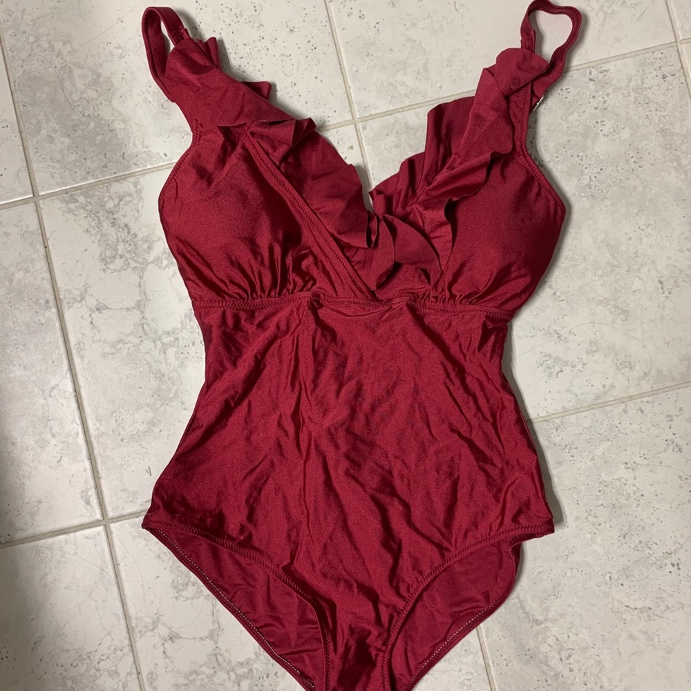 Beachsissi One Piece V Neck Ruffle Swimsuit Size L